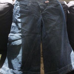 Women's jeans